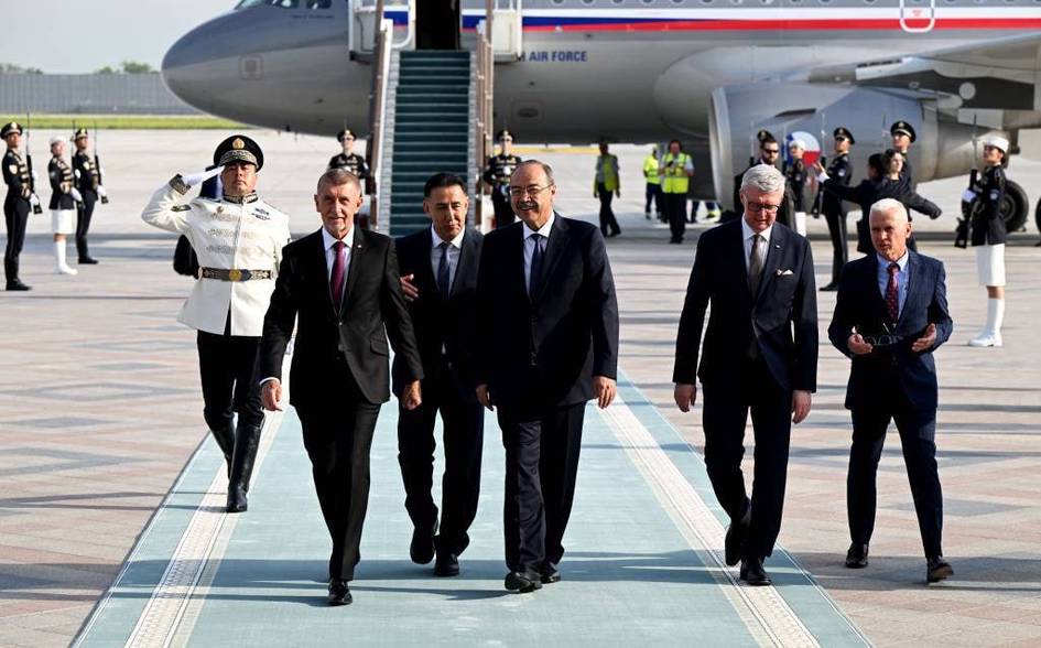 Chexiya bosh vaziri rasmiy tashrif bilan O‘zbekistonga keldi